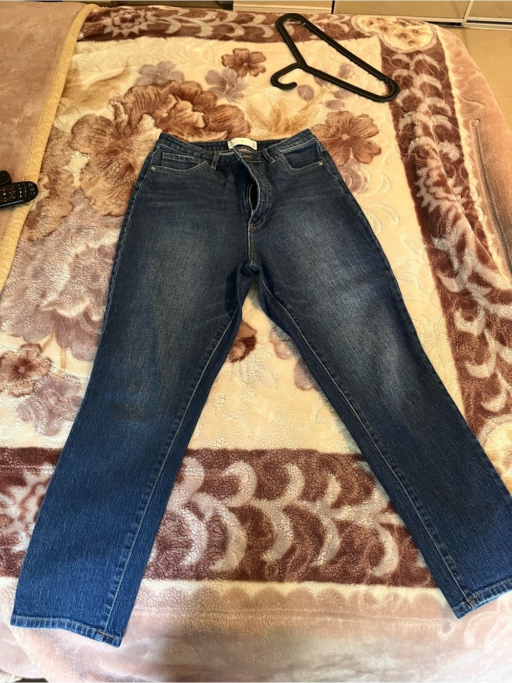 Ricki’s: Straight High Waisted Jeans, Size US “8”